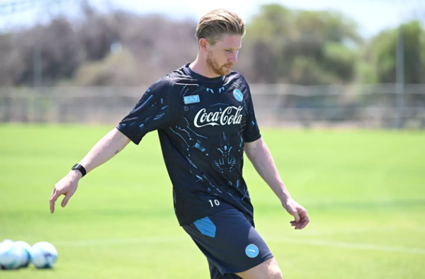Truyền thông Ý nhận định tức thì về Kevin De Bruyne sau ngày đầu tiên anh ở Napoli