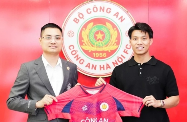 Vũ Văn Thanh trước nguy cơ rời CAHN, Ninh Bình FC theo sát