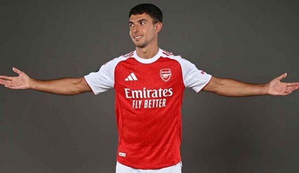 Zubimendi sẽ là câu trả lời của Arsenal cho Rodri?